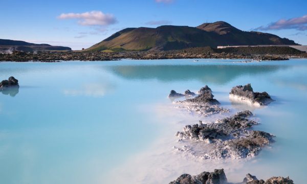 blue-lagoon-iceland-feature-image