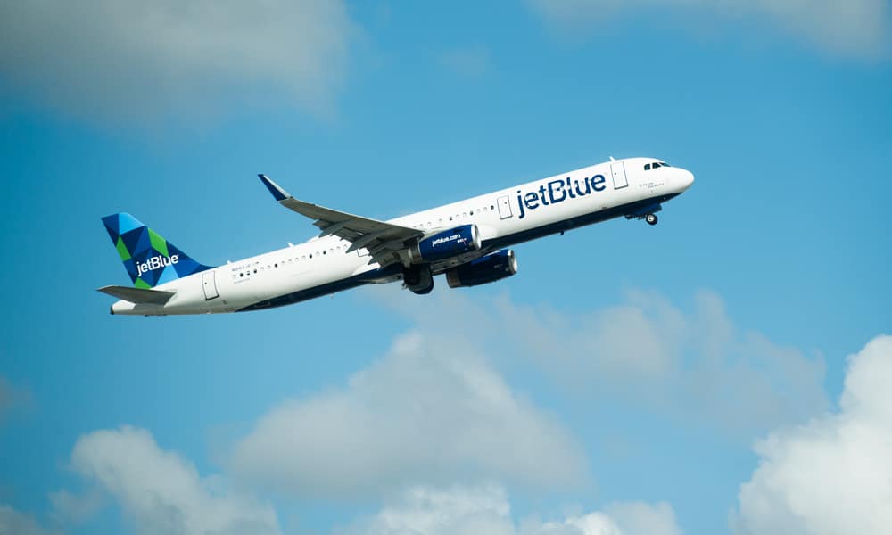 JetBlue Goes Carbon Neutral in 2020