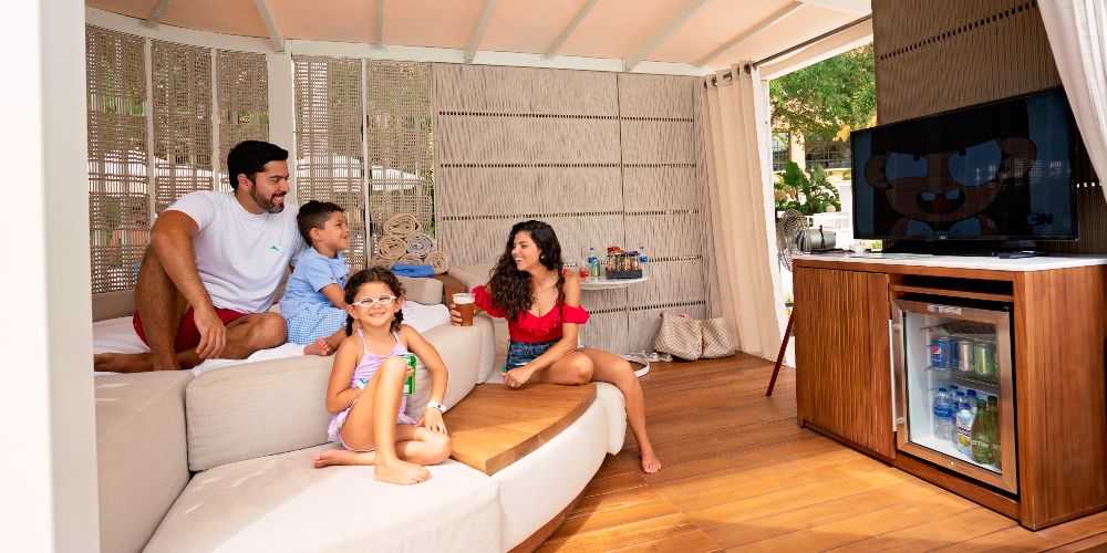 family-in-pool-cabana