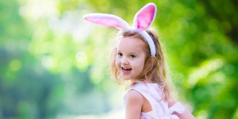 spring-girl-with-bunny-ears