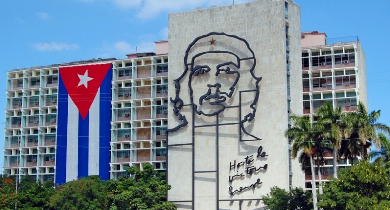 Che Guevara statue