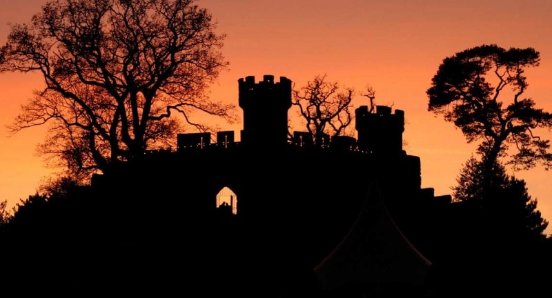 Warwick castle silouhette