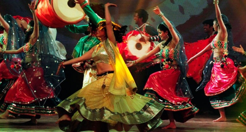 colourful bollywood dancers