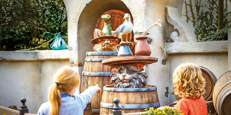 efteling pinocchio-kids-with-cat-and-fox