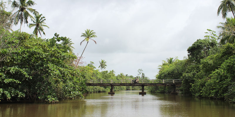 Boat-trip-down-Kapu-Ella- Sri Lanka