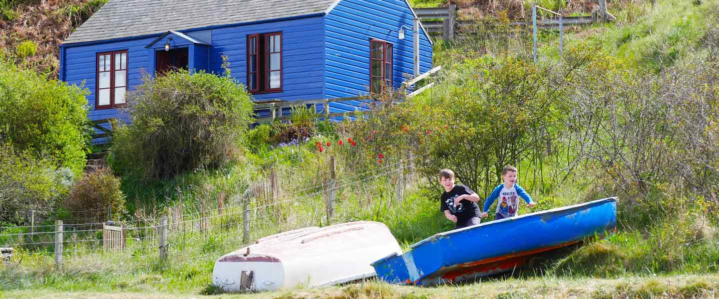 Blue-Cabin-by-the-sea-UK-staycations-summer-2017