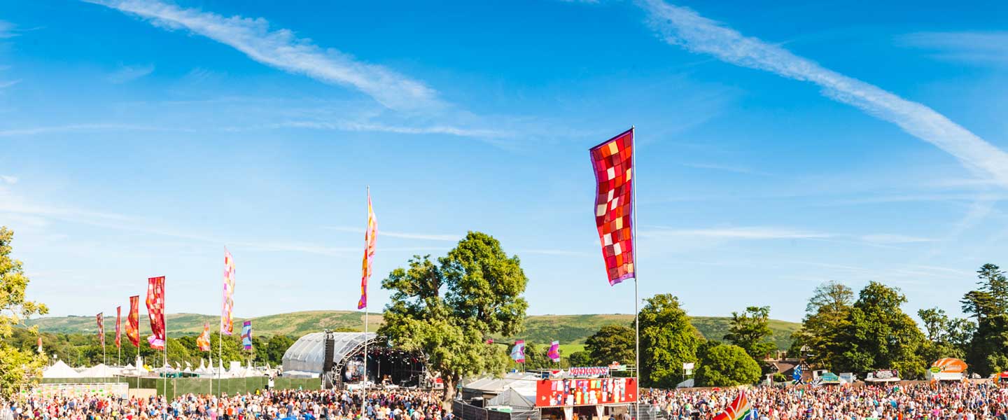 camp-bestival-crowd-feature-image-
