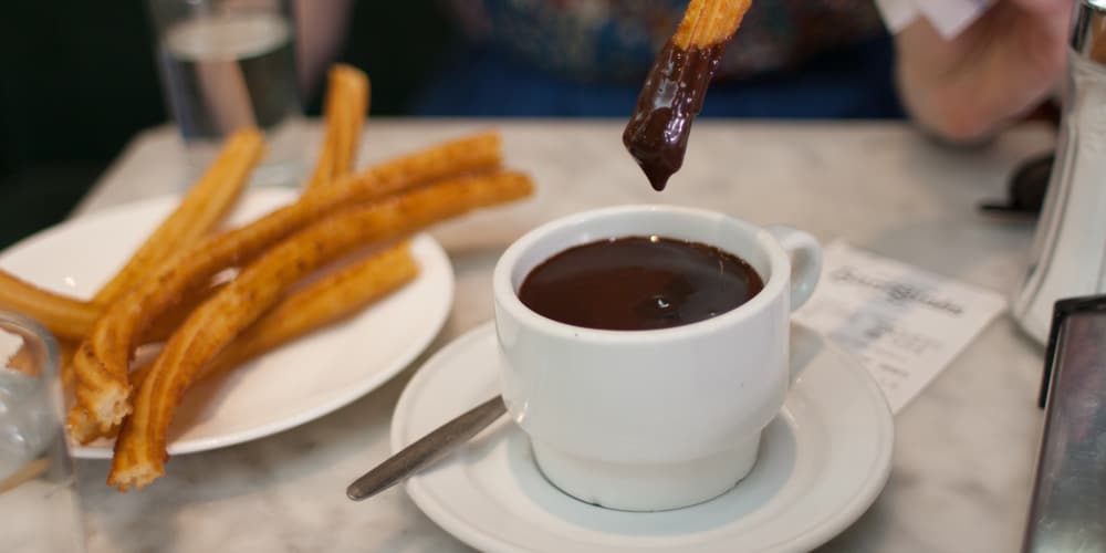 churros-hot-chocolate-spain-cafe