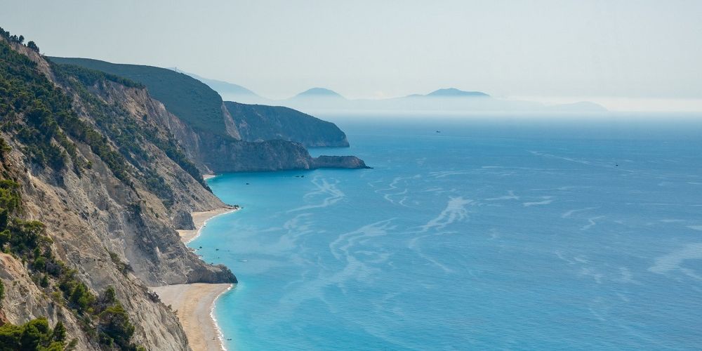 cliffs-beaches-sea-lefkada-greek-islands-for-sporty-kids-2022