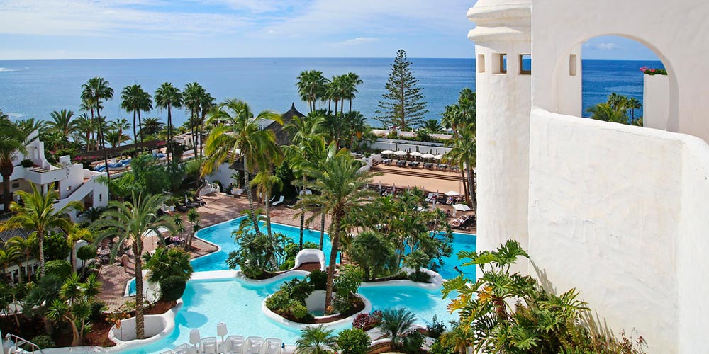 hotel-jardin-tropical-adeje-tenerife-family-traveller-accommodation-guide-2022