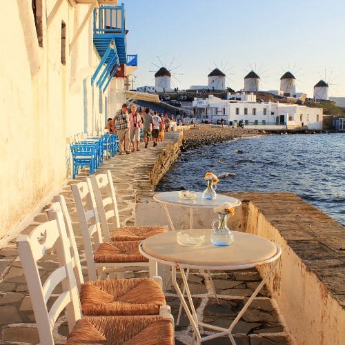 Greek island holidays, Cyclades Islands, family holidays in Greece